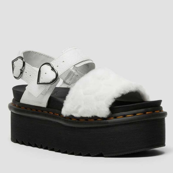 Dr Martens Voss Quad Fluffy White Heart 